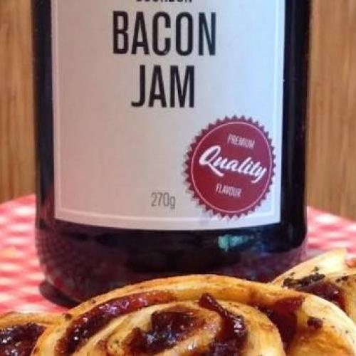 bacon jam on cheese scrolls 2